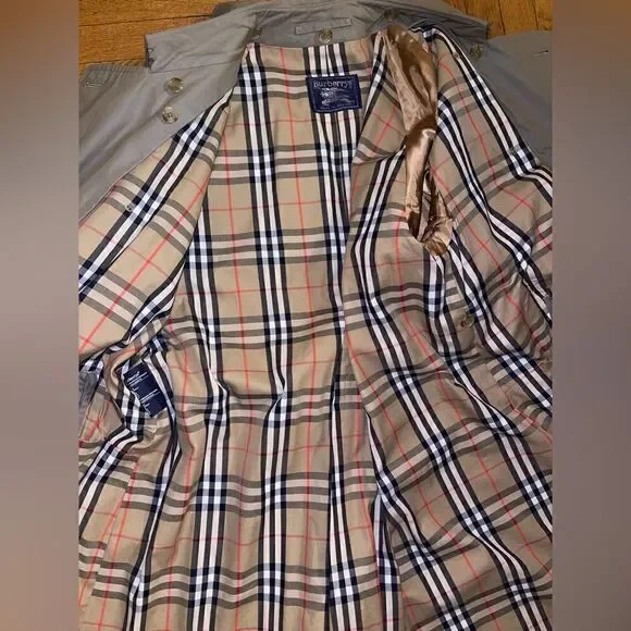 COPY - Long Kensington Heritage Trench Coat - Picture 5 of 6